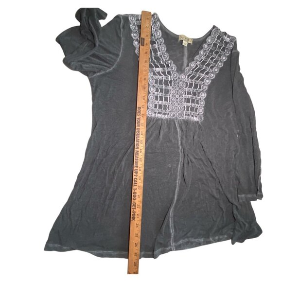 Gray Petite Tunic Top Embroidered Lace V-Neck 3/4 Sleeves Boho Witchy Whimsygoth - Picture 6 of 8